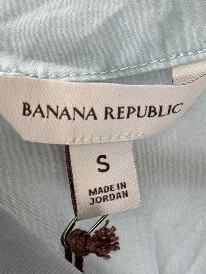 Size S Banana Republic Teal Shirt