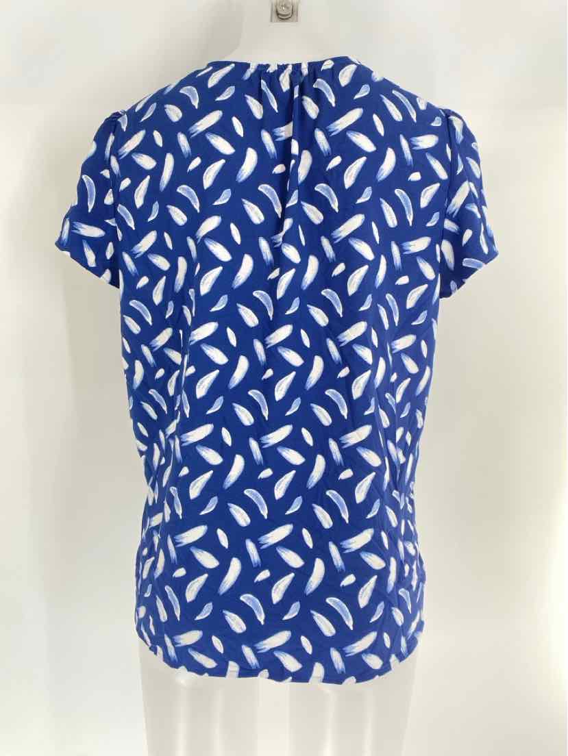 Size M Navy Shirt