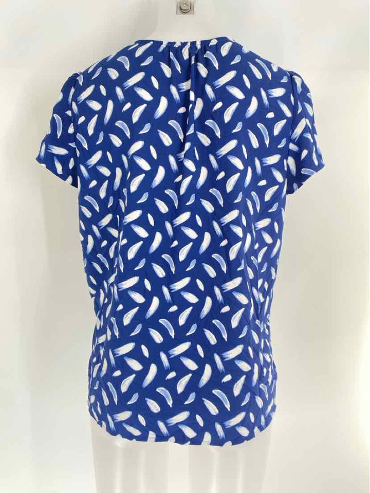 Size M Navy Shirt