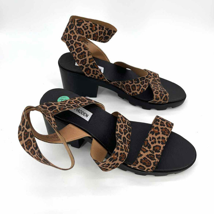 Shoe Size 7.5 Steve Madden Brown Print Sandals