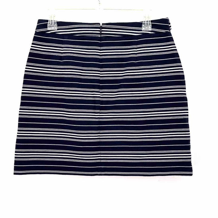 Size 6 LOFT Navy Print Skirt