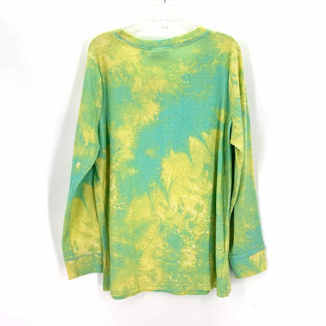 Size M Multi-Color Thermal Shirt