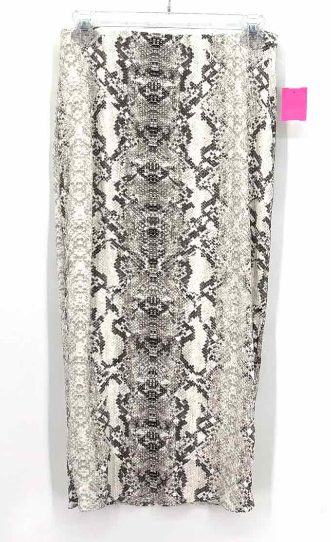 Size L White Skirt