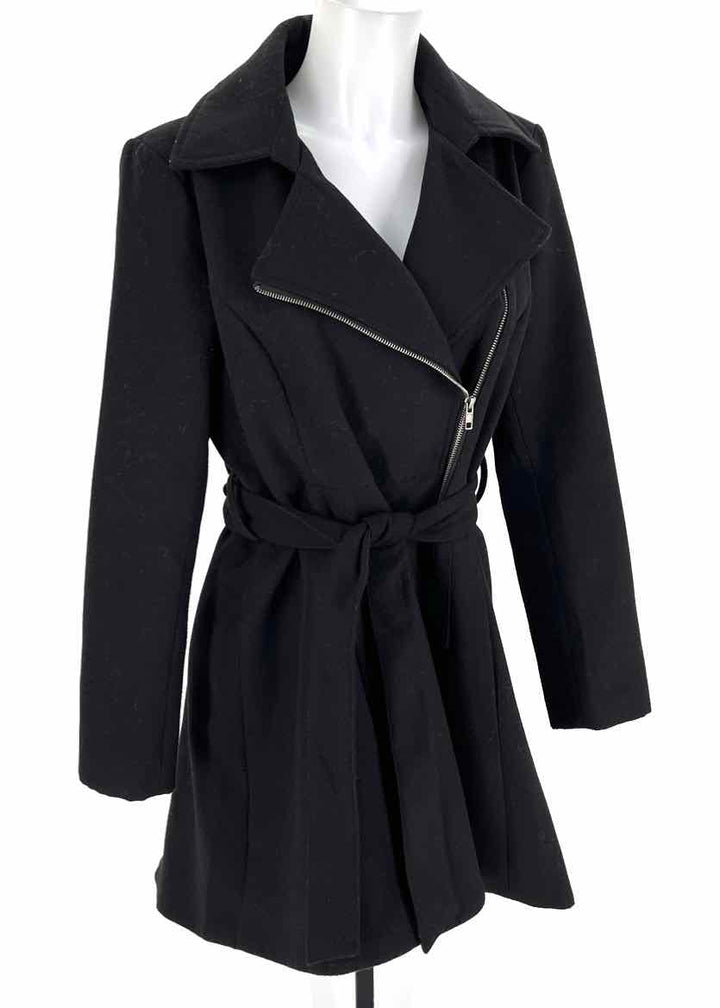 Size M BB Dakota Black Coat