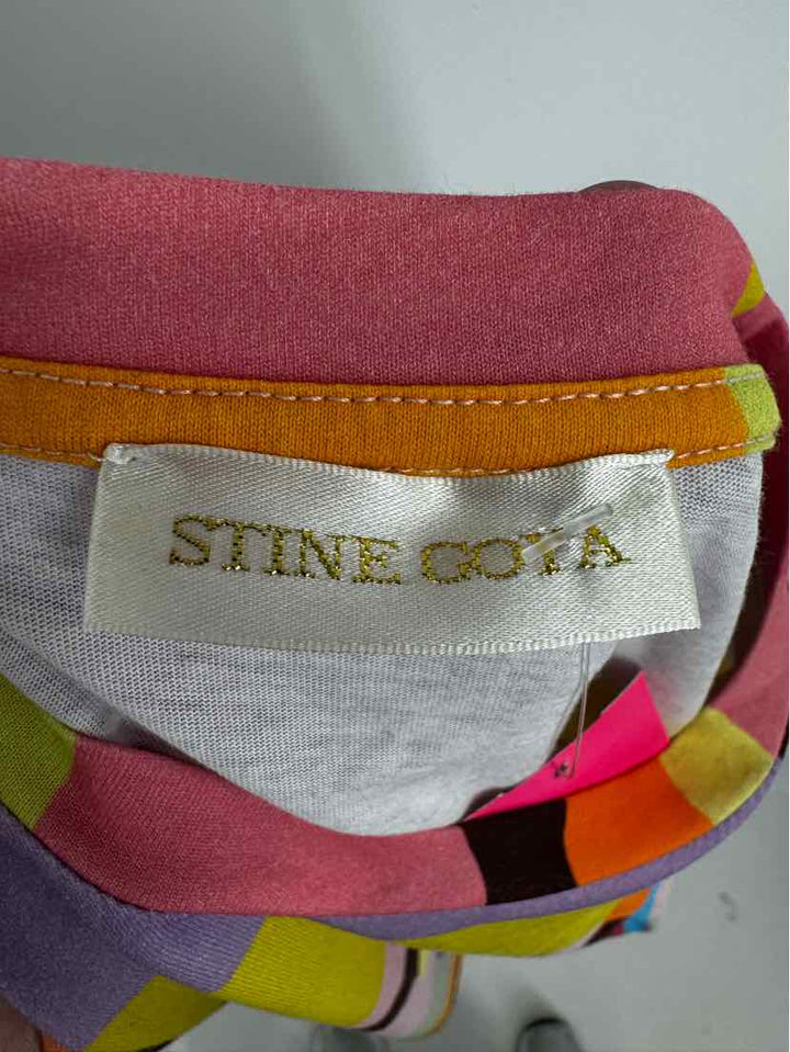 Size S Multi-Color Shirt