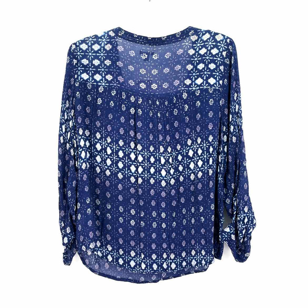 Size L Blue Shirt