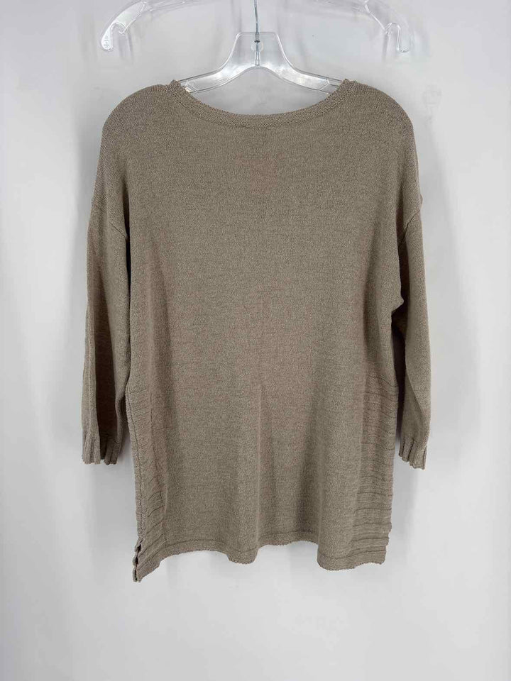Size M Chico's Tan Sweater