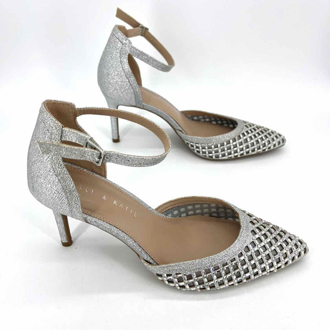 Shoe Size 8 KELLY & KATIE Silver Pumps