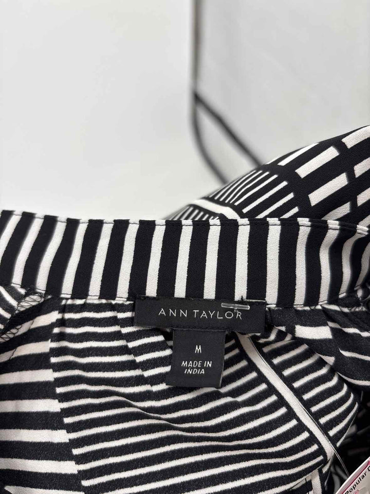 Size M Ann Taylor Black Shirt