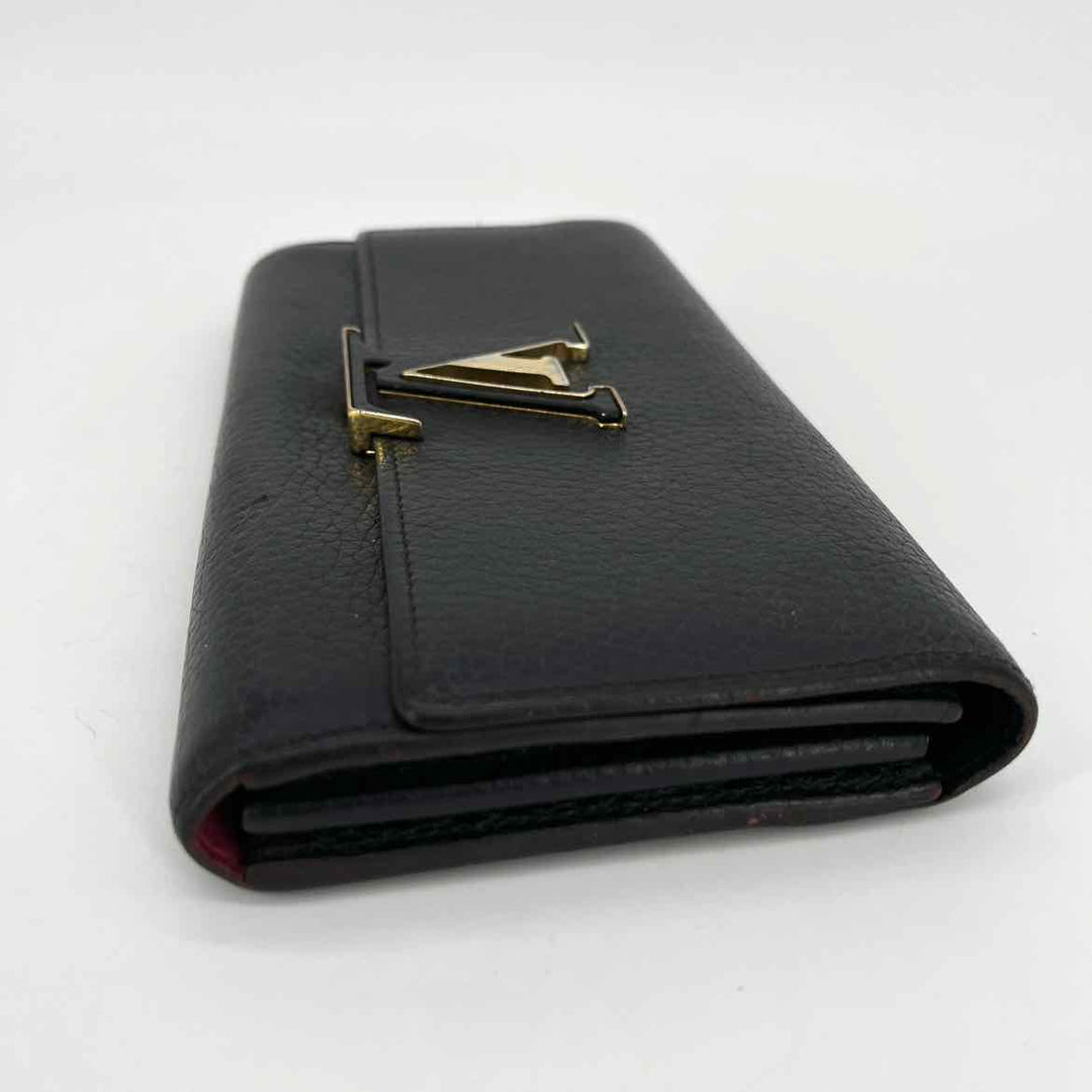 Louis Vuitton Luxury - Wallet