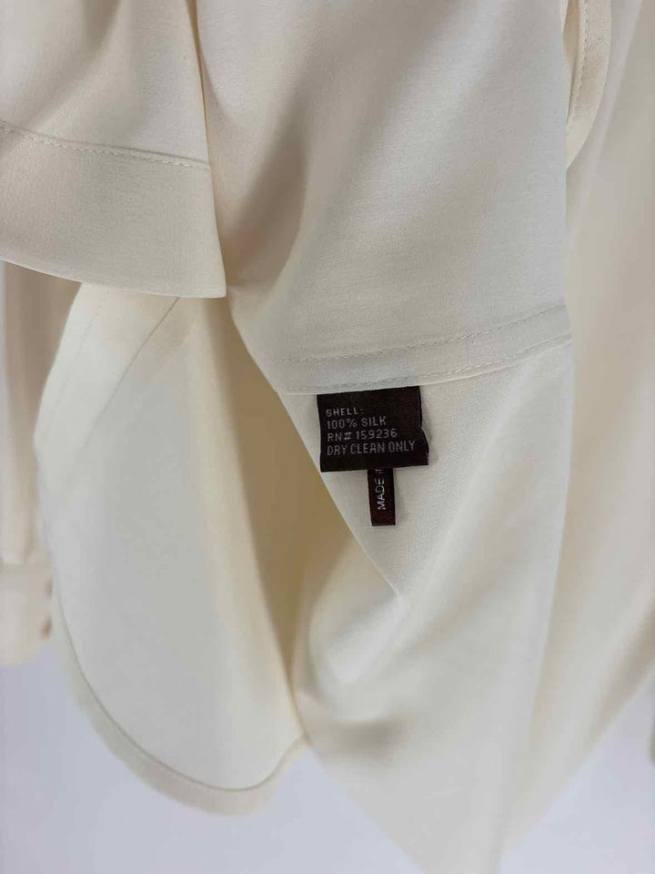Size M J.MCLAUGHLIN Cream Shirt