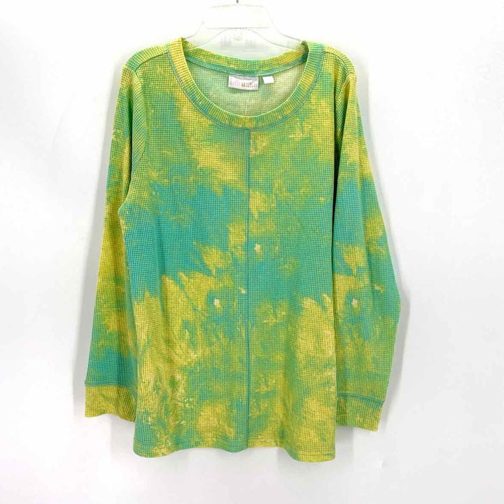 Size M Multi-Color Thermal Shirt