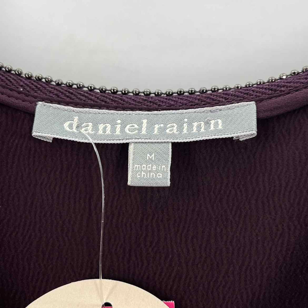 Size M DANIEL RAINN Plum Shirt
