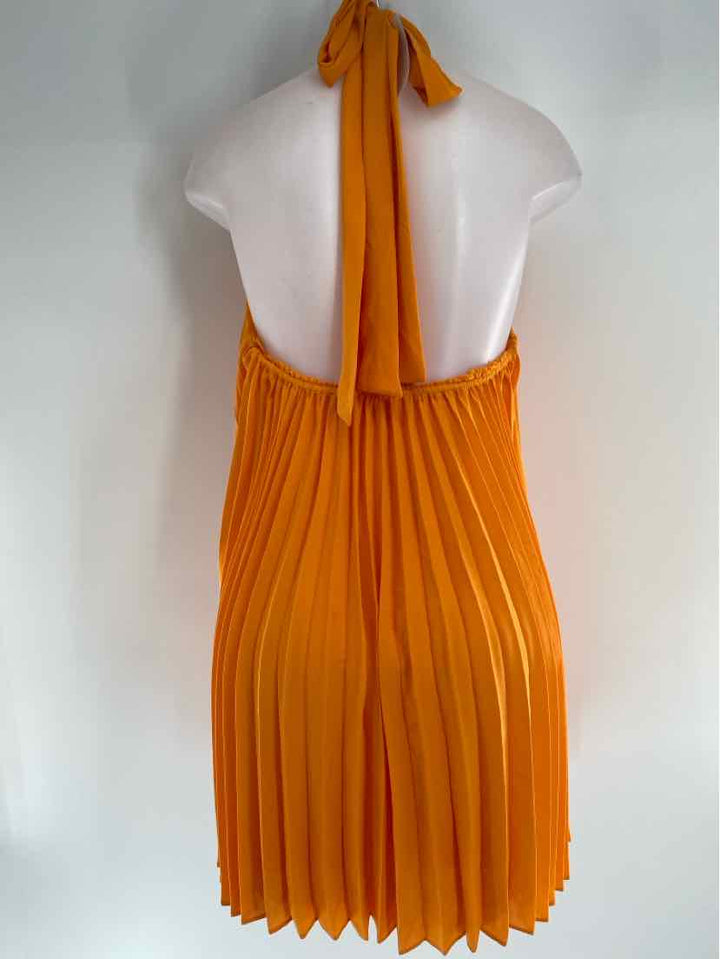 Size M Alice + Olivia Orange Dress