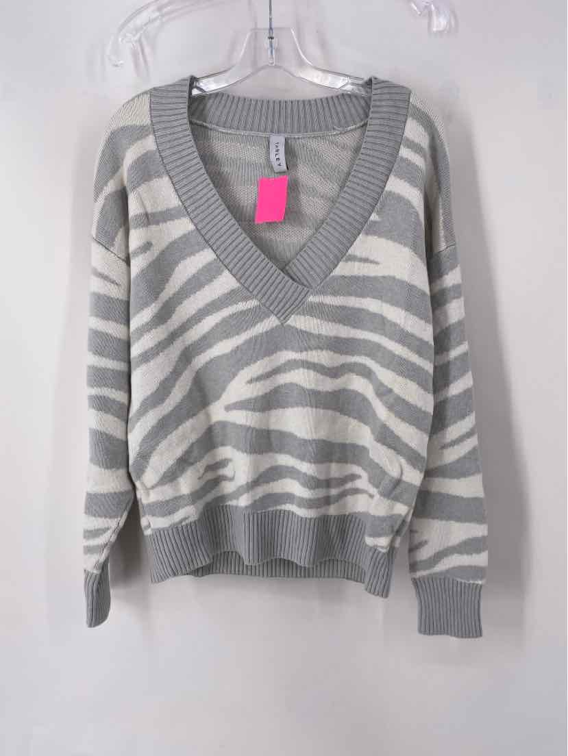 Size XS VARLEY Gray Sweater