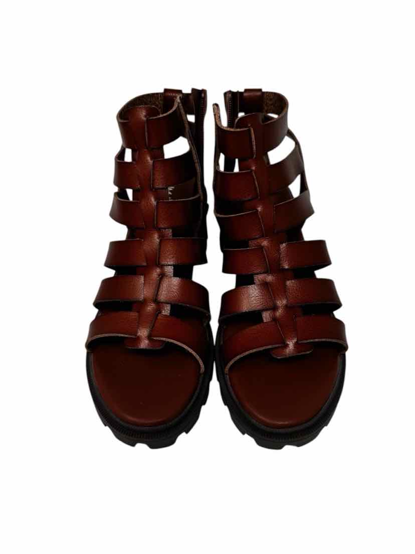 Shoe Size 7.5 Brown Sandals
