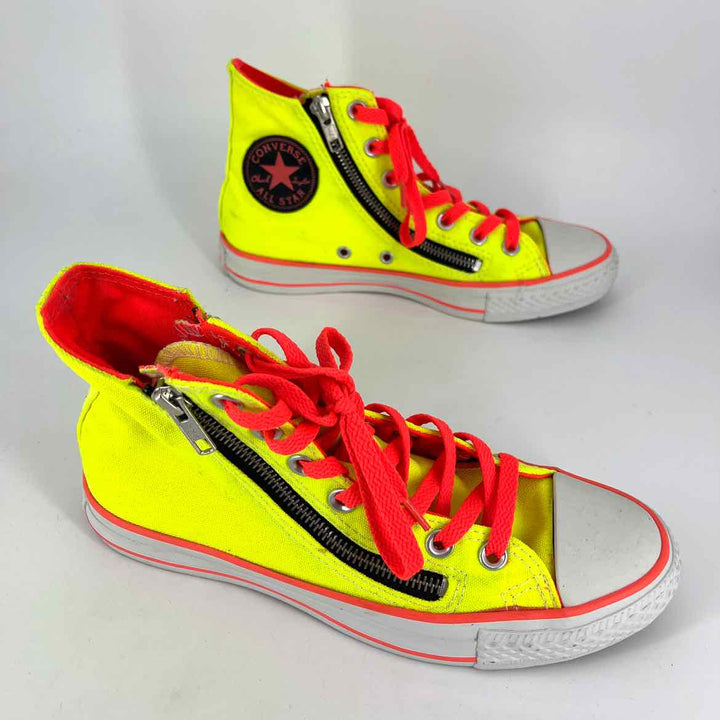 Shoe Size 7 Converse Multi-Color Canvas Sneakers