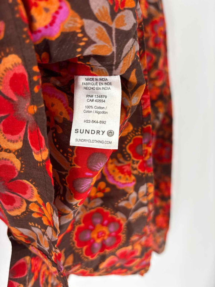 Size 0 Sundry Brown Print Shirt