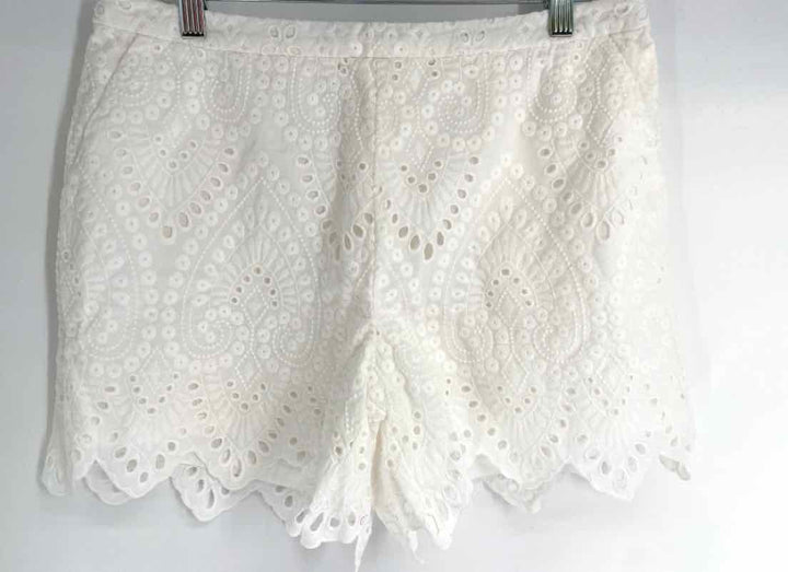 Size 4 TRINA TURK White Lace Shorts