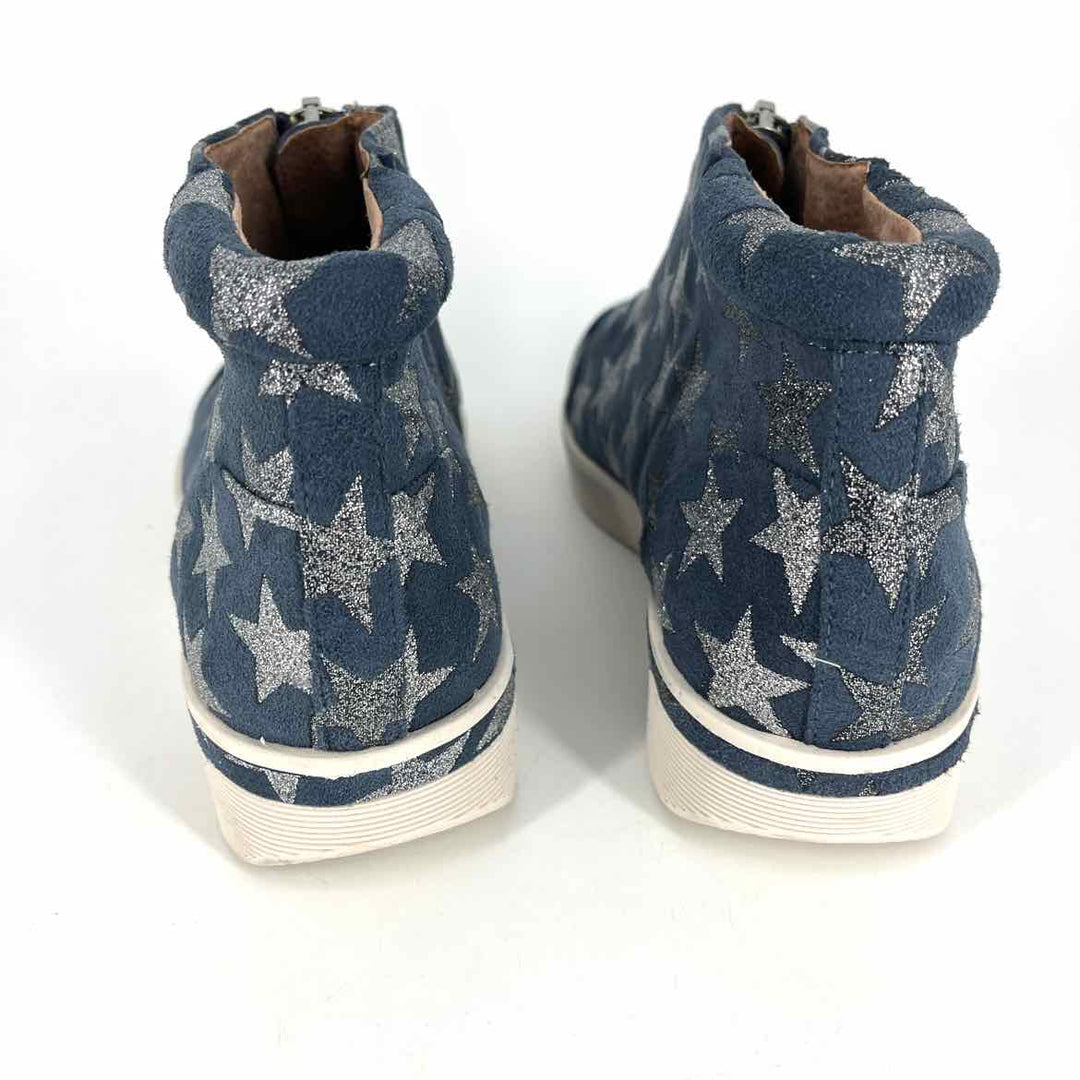 Shoe Size 8 GENTLE SOULS Blue Suede Sneakers