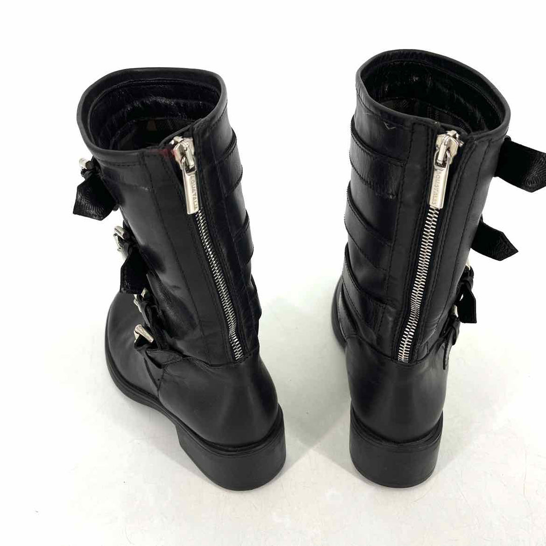 Shoe Size 7.5 Black Leather Boots