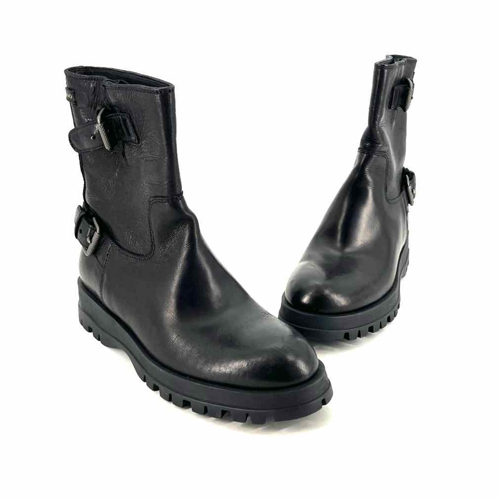 Shoe Size 38.5 PRADA Black Leather Luxury - Boots