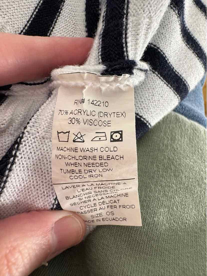 Size One Size MERSEA Navy Sweater