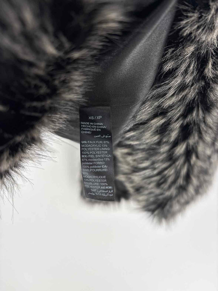 Size S White House Black Market Gray Vest