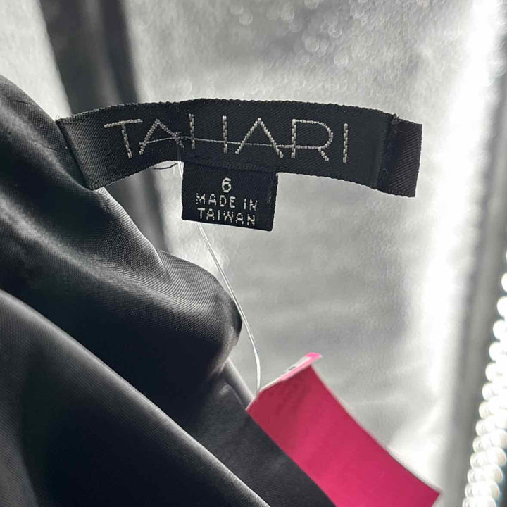 Size 6 TAHARI Black Jacket