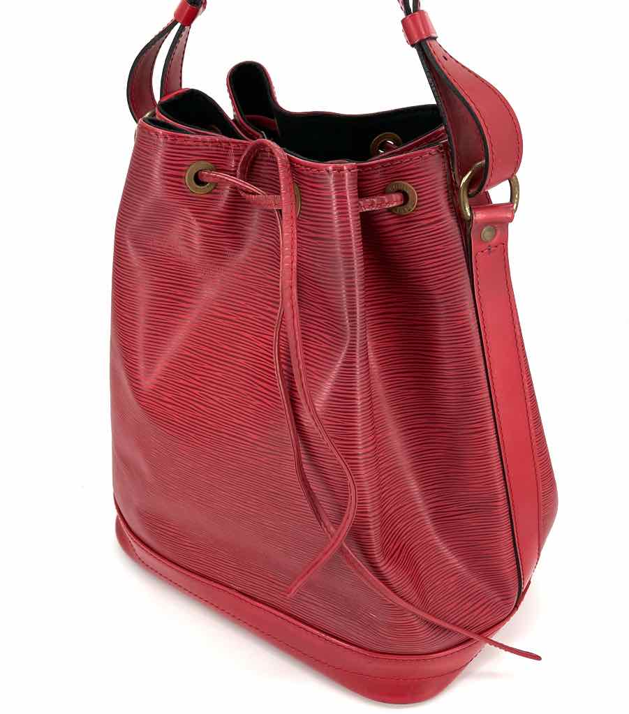 Louis Vuitton Luxury - Purse