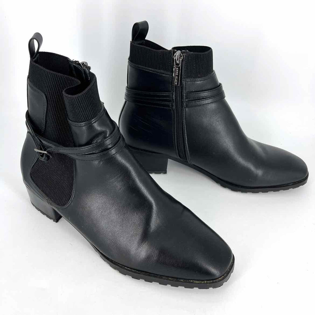Shoe Size 9.5 Anne Klein Black Boots