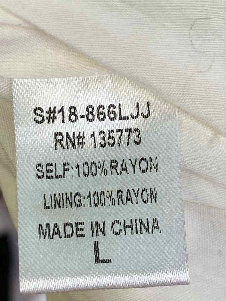 Size L OLIVACEOUS White Dress