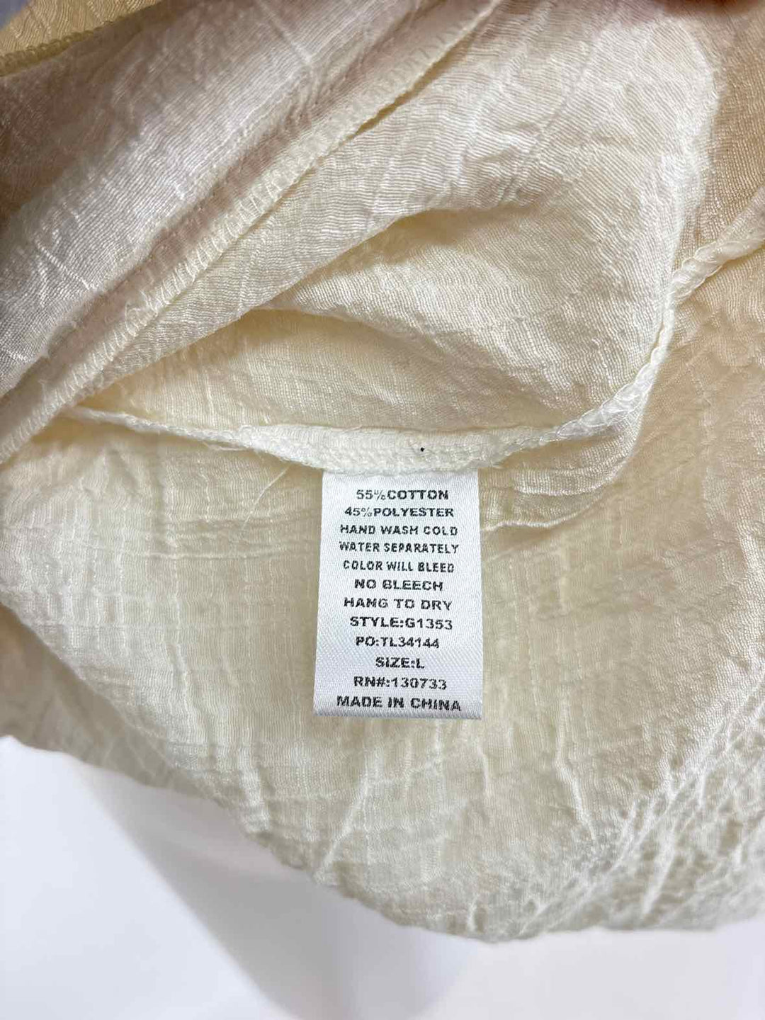 Size L Umgee Ivory Shirt