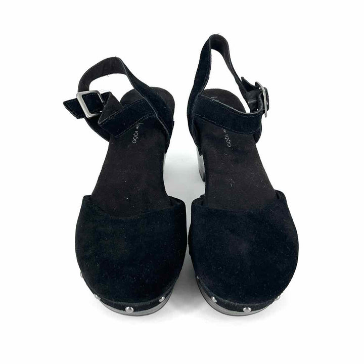 Shoe Size 9 HOUSE OF HARLOW Black Suede Pumps