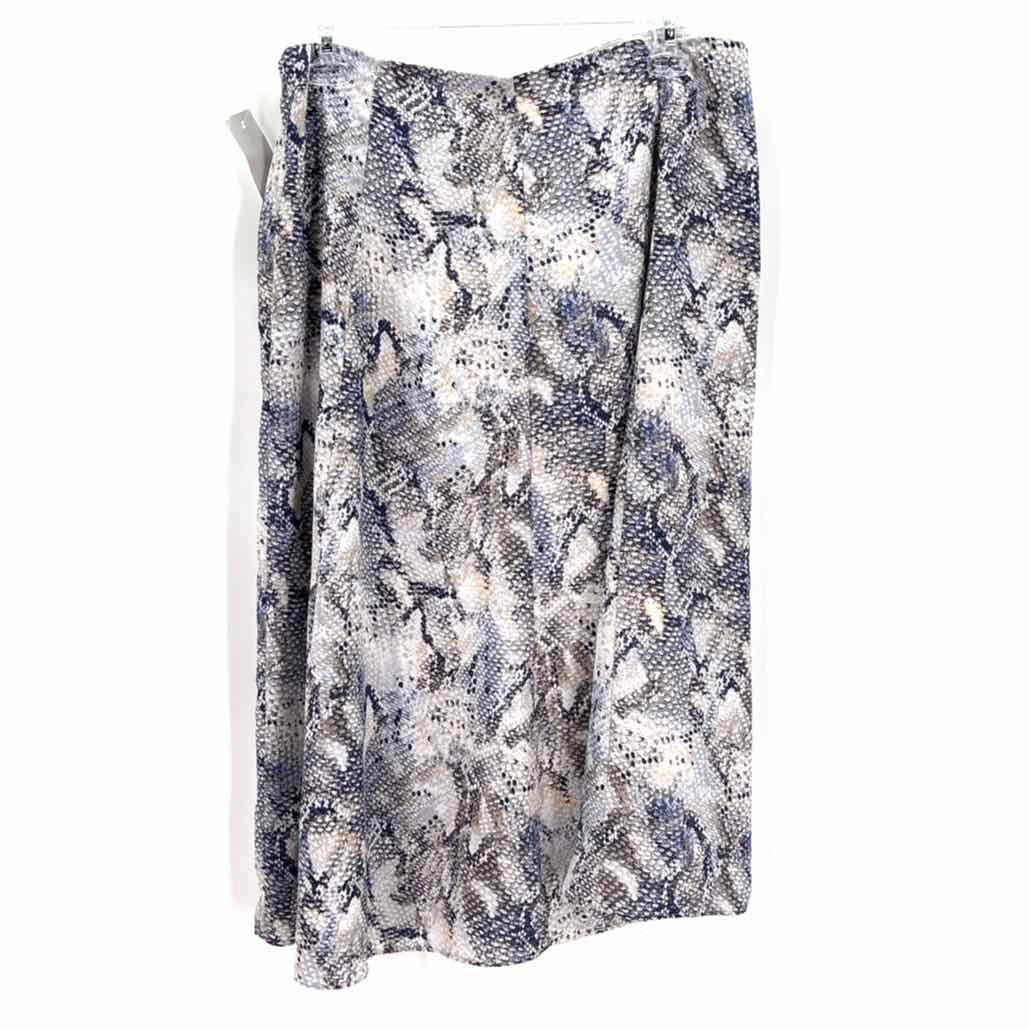 Size 10 White House Black Market White Print Skirt