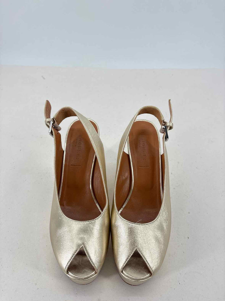 Shoe Size 38.5 Gold Sandals