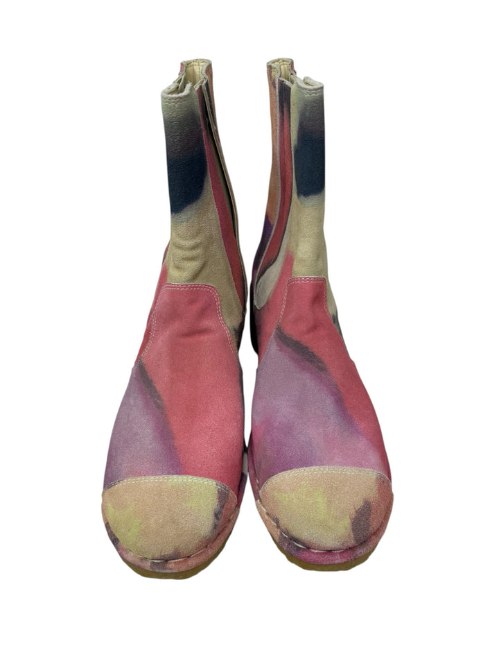 Shoe Size 38.5 Chanel Multi-Color Suede Luxury - Boots