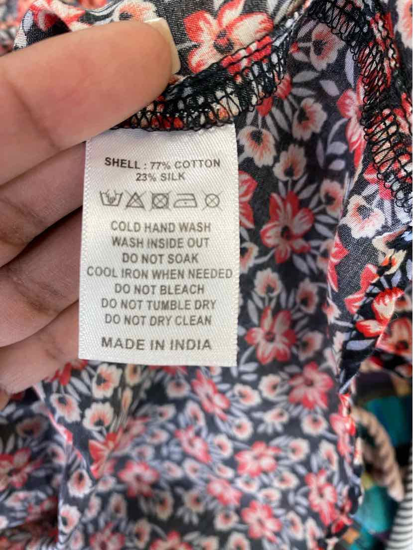 Size XS Navy Print Shirt