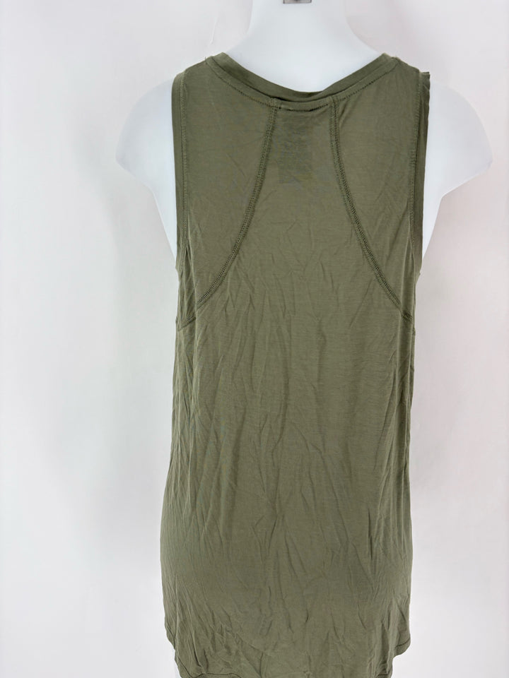Size M SWEATY BETTY Olive Shirt