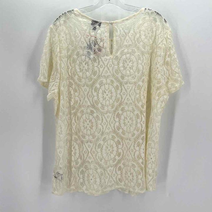 Size 2X Torrid Cream Lace Shirt