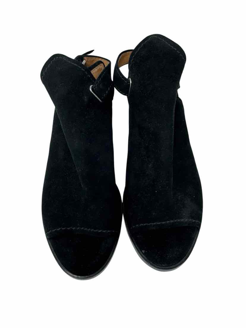 Shoe Size 10 Frye Black Suede Pumps