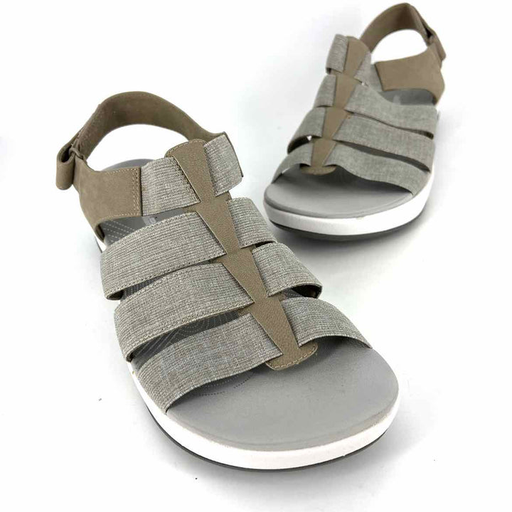 Shoe Size 10 CLARKS Taupe Sandals