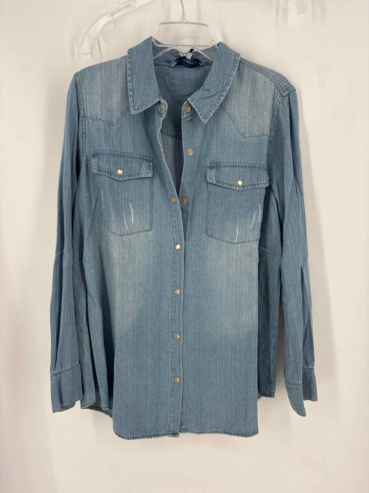 Size XL TUCKERNUCK Denim Shirt
