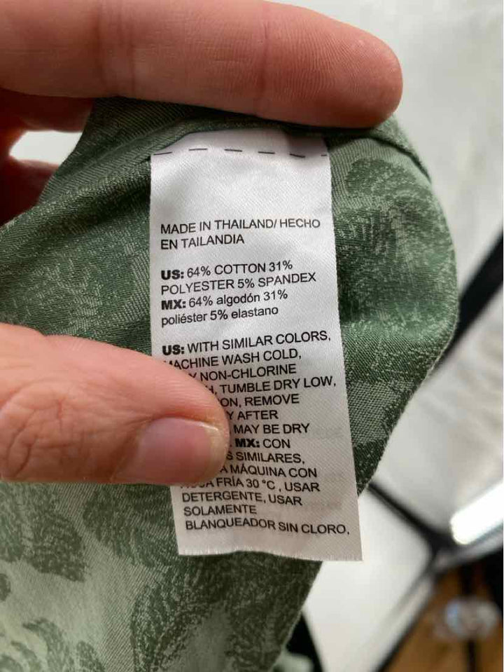 Size 14 Chico's Green Shirt