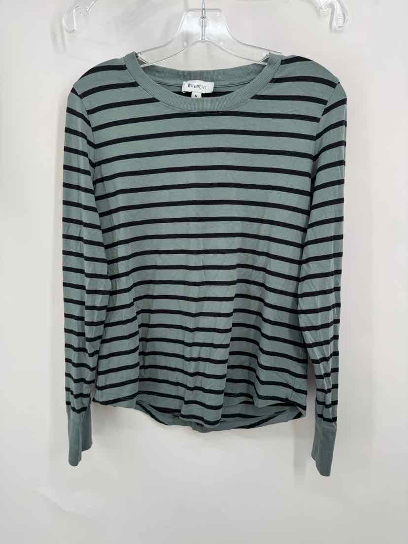 Size M EVEREVE Green Sweater
