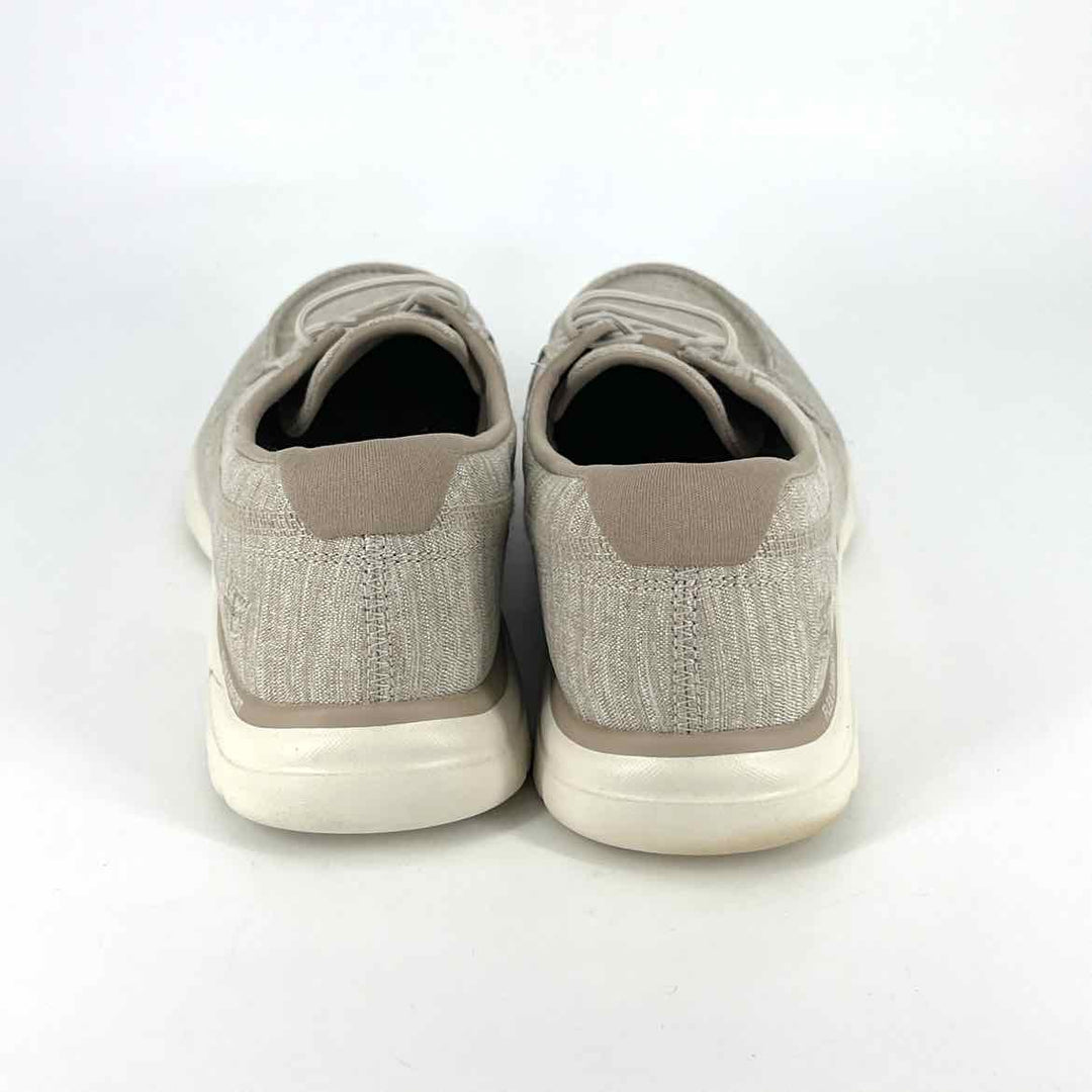 Shoe Size 9 Sketchers Khaki Canvas Sneakers