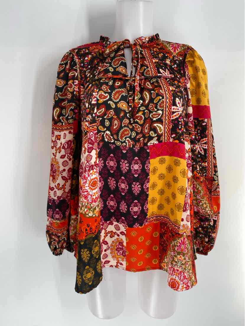 Size L Umgee Multi-Color Shirt