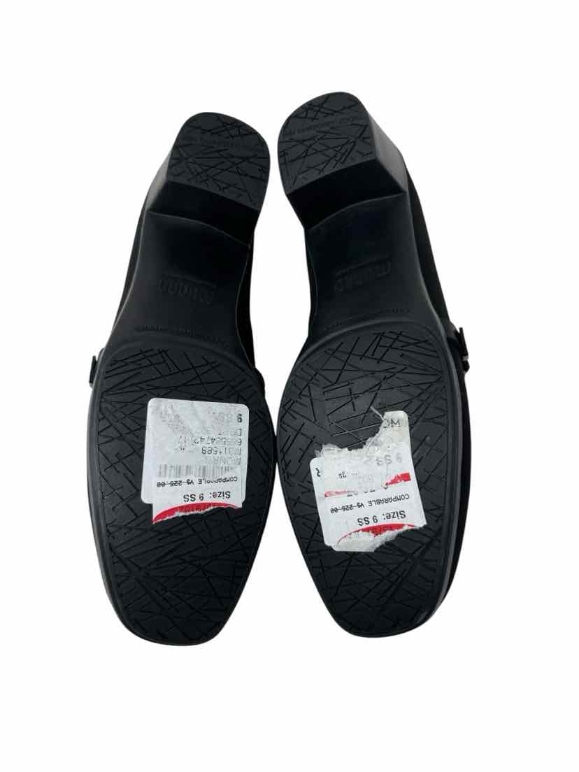 Shoe Size 9 MUNRO Black Pumps