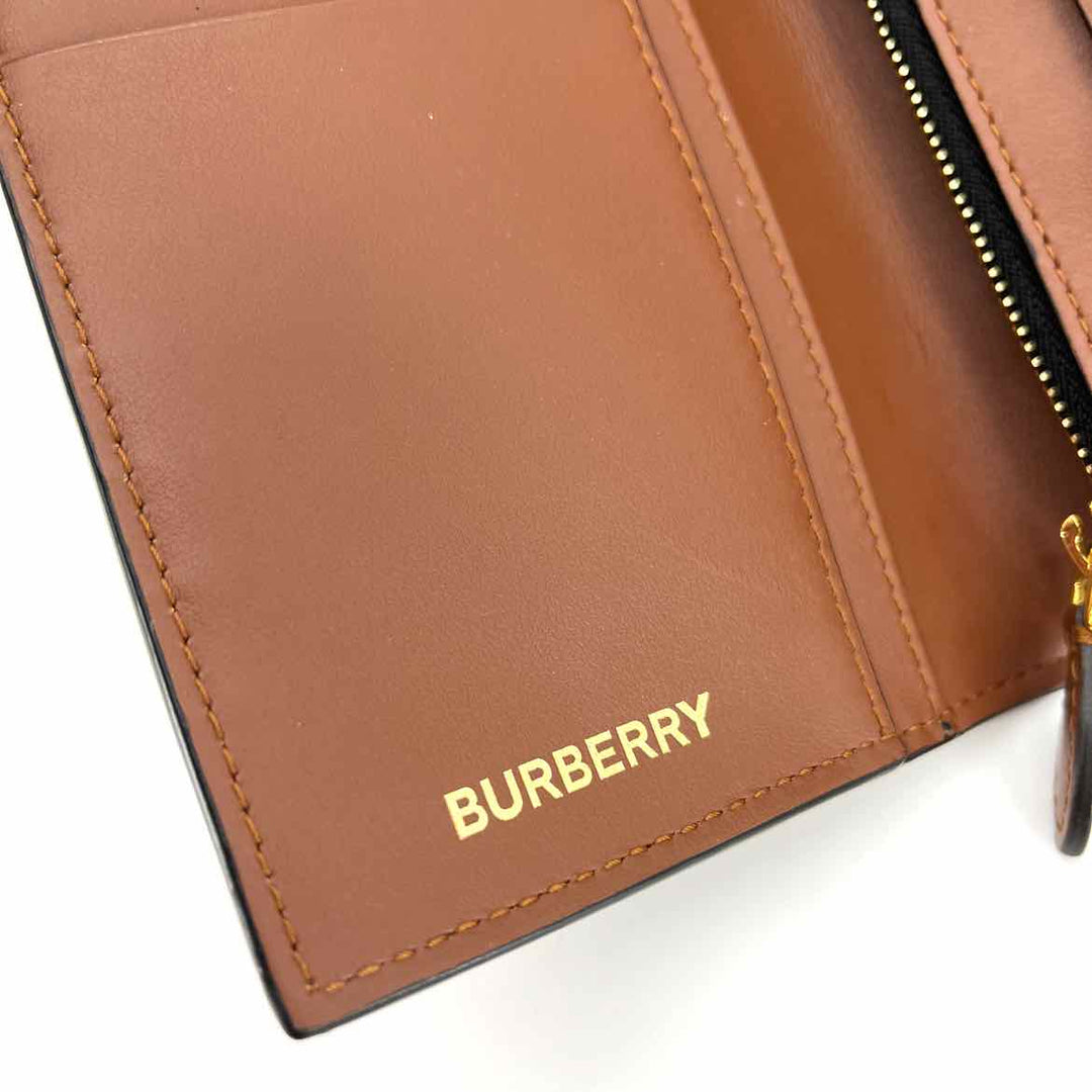 Burberry Luxury - Wallet