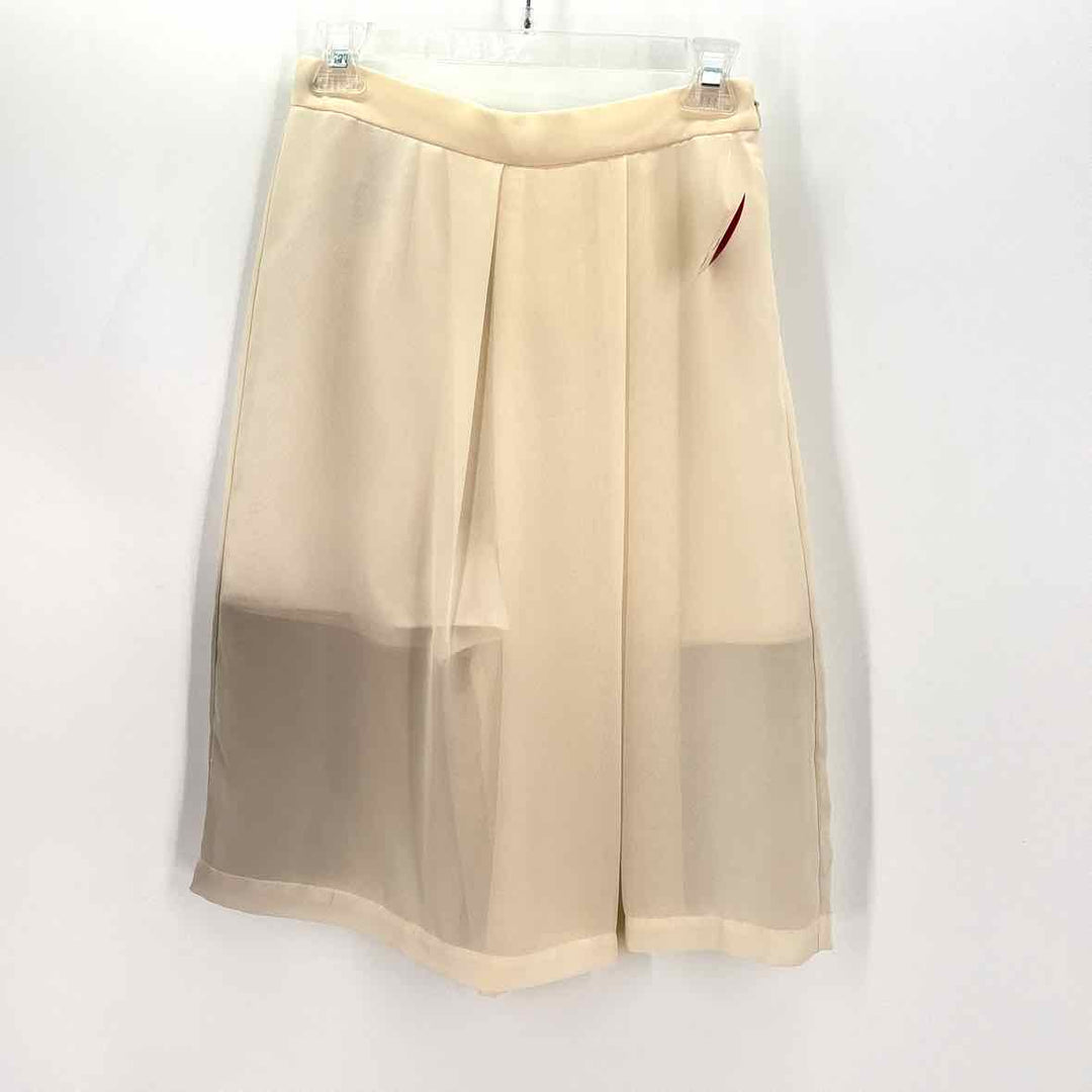 Size 4 BCBG Ivory Shorts